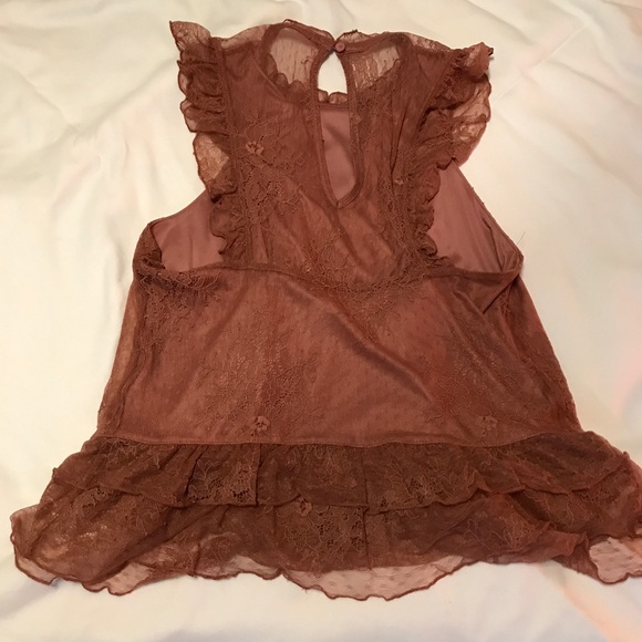 Express Lace Top - Picture 2 of 3